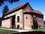 Einhardsbasilika in Steinbach